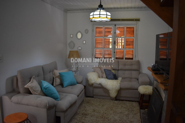 Imagem Imóvel com 2 Quartos à Venda, 124 m² em Região De Capivari - Campos Do Jordão Imagem Imóvel com 2 Quartos à Venda, 124 m² em Região De Capivari - Campos Do Jordão