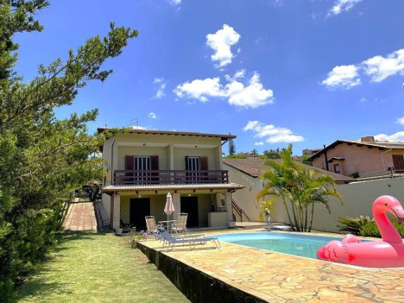 Casa com 3 Quartos à Venda, 301 m² em Parque Dom Henrique - Cotia