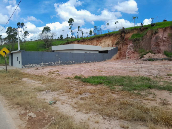Terreno à Venda, 300 m² em Godinhos - Piedade