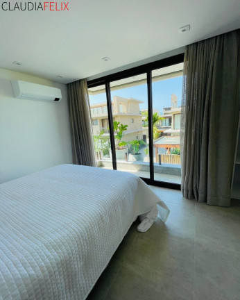 Imagem Casa com 4 Quartos à Venda, 292 m² em Praia De Maresias - São Sebastião Imagem Casa com 4 Quartos à Venda, 292 m² em Praia De Maresias - São Sebastião