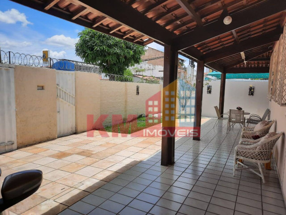 Imagem Casa com 6 Quartos à Venda, 360 m² em Santo Antônio - Mossoró