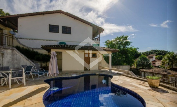 Imagem Casa com 5 Quartos à Venda, 600 m² em Anil - Rio De Janeiro