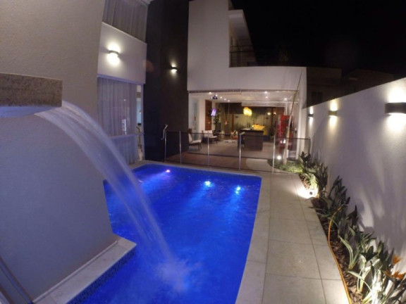 Imagem Sobrado com 3 Quartos à Venda, 310 m² em Jardim Residencial Mont Blanc - Sorocaba