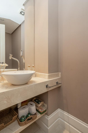 Imagem Apartamento com 3 Quartos à Venda, 183 m² em Bela Vista - Porto Alegre