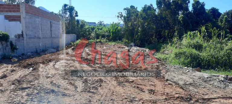 Terreno à Venda, 297 m² em Massaguaçu - Caraguatatuba