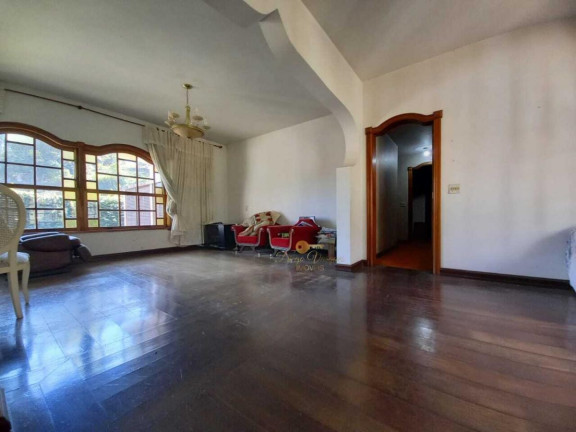 Imagem Casa com 4 Quartos à Venda, 3.600 m² em Tijuca - Teresópolis