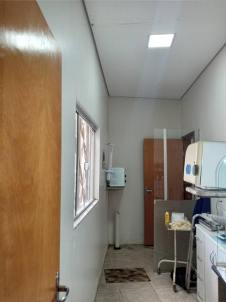 Imagem Casa com 2 Quartos à Venda, 383 m² em Centro - Anápolis