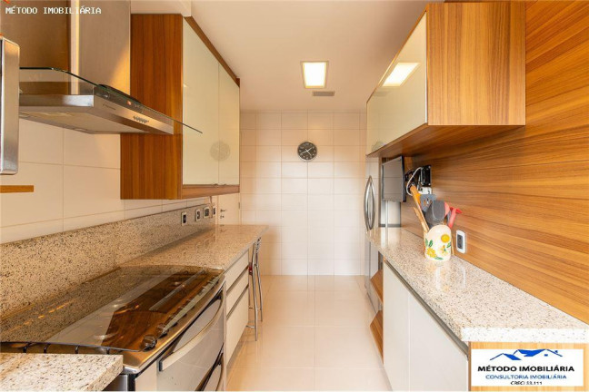 Imagem Imóvel com 3 Quartos à Venda, 180 m² em Campo Belo - São Paulo