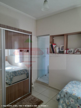 Imagem Casa com 2 Quartos à Venda, 74 m² em Vila Sao Geraldo - Taubaté