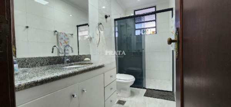 Imagem Casa com 6 Quartos à Venda, 165 m² em Embaré - Santos Imagem Casa com 6 Quartos à Venda, 165 m² em Embaré - Santos