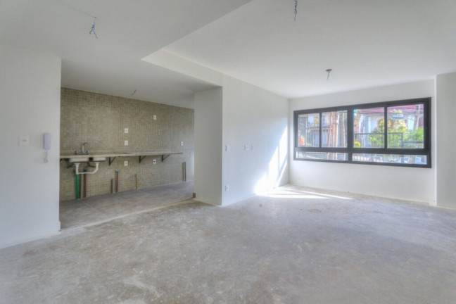 Imagem Imóvel com 3 Quartos à Venda, 92 m² em Menino Deus - Porto Alegre Imagem Imóvel com 3 Quartos à Venda, 92 m² em Menino Deus - Porto Alegre