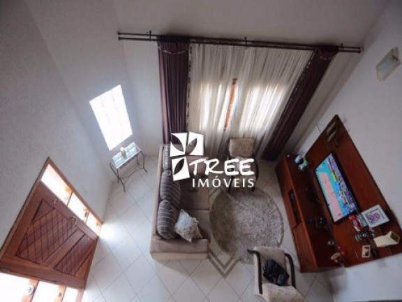 Imagem Casa com 4 Quartos à Venda, 200 m² em Jordanópolis - Arujá Imagem Casa com 4 Quartos à Venda, 200 m² em Jordanópolis - Arujá