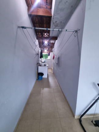 Imagem Casa com 3 Quartos à Venda, 204 m² em Piraporinha - Diadema