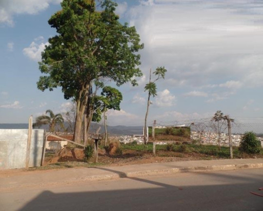 Imagem Terreno à Venda, 4.500 m² em Jardim Colonial - Atibaia Imagem Terreno à Venda, 4.500 m² em Jardim Colonial - Atibaia