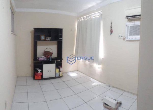 Imagem Casa com 3 Quartos à Venda, 175 m² em Maraponga - Fortaleza Imagem Casa com 3 Quartos à Venda, 175 m² em Maraponga - Fortaleza