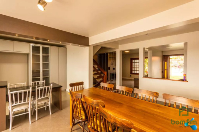 Imagem Casa com 4 Quartos à Venda, 390 m² em Ipanema - Porto Alegre Imagem Casa com 4 Quartos à Venda, 390 m² em Ipanema - Porto Alegre