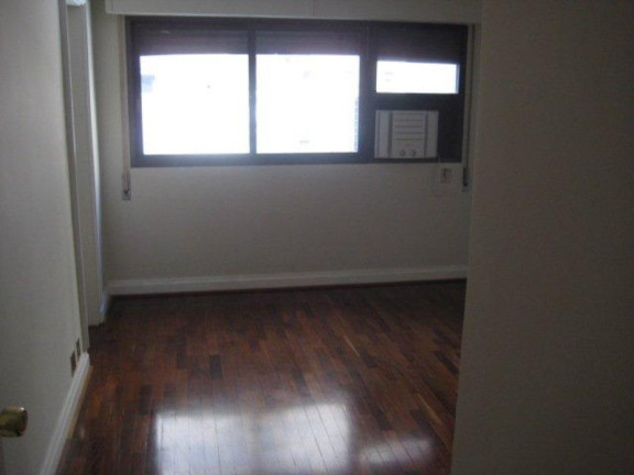 Imagem Imóvel com 4 Quartos à Venda, 468 m² em Jardim Paulista - São Paulo Imagem Imóvel com 4 Quartos à Venda, 468 m² em Jardim Paulista - São Paulo