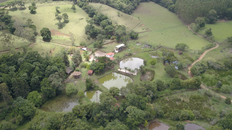 Imagem Imóvel com 2 Quartos à Venda, 20.000 m² em Souza Lima - Poços De Caldas Imagem Imóvel com 2 Quartos à Venda, 20.000 m² em Souza Lima - Poços De Caldas