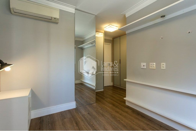 Imagem Imóvel com 3 Quartos à Venda, 190 m² em Jardim Prudência - São Paulo Imagem Imóvel com 3 Quartos à Venda, 190 m² em Jardim Prudência - São Paulo