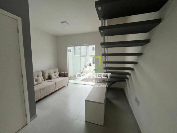 Imagem Sobrado com 2 Quartos à Venda, 60 m² em Espinheiros - Itajaí