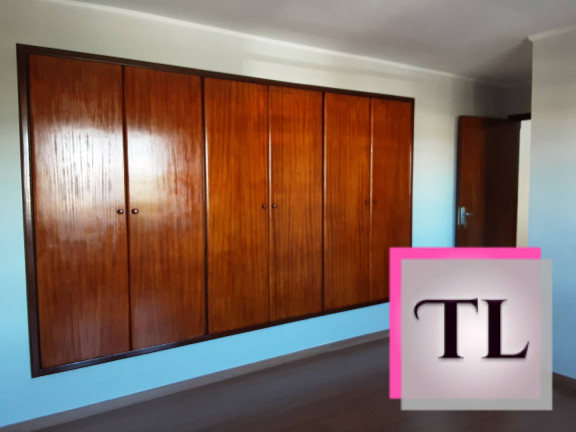 Imagem Casa com 4 Quartos à Venda, 250 m² em Jardim Ipê - Poços De Caldas