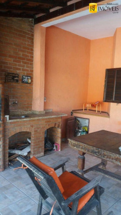 Imagem Casa com 6 Quartos à Venda, 300 m² em Vinhateiro - São Pedro Da Aldeia Imagem Casa com 6 Quartos à Venda, 300 m² em Vinhateiro - São Pedro Da Aldeia