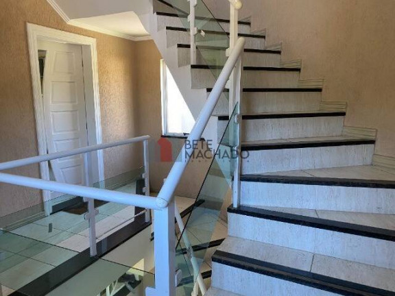 Imagem Casa com 8 Quartos à Venda, 1.570 m² em Carlos Guinle - Teresópolis Imagem Casa com 8 Quartos à Venda, 1.570 m² em Carlos Guinle - Teresópolis