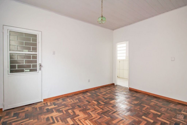 Imagem Imóvel com 2 Quartos à Venda, 42 m² em Cristal - Porto Alegre Imagem Imóvel com 2 Quartos à Venda, 42 m² em Cristal - Porto Alegre