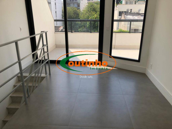 Imagem Cobertura com 4 Quartos à Venda, 166 m² em Tijuca - Rio De Janeiro Imagem Cobertura com 4 Quartos à Venda, 166 m² em Tijuca - Rio De Janeiro