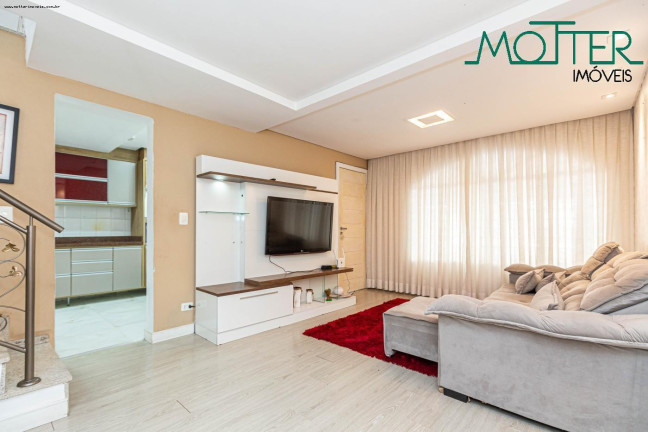 Imagem Casa com 3 Quartos à Venda, 88 m² em Santa Quitéria - Curitiba Imagem Casa com 3 Quartos à Venda, 88 m² em Santa Quitéria - Curitiba