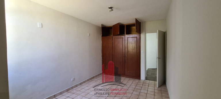 Imagem Casa com 4 Quartos à Venda, 300 m² em Tamarineira - Recife Imagem Casa com 4 Quartos à Venda, 300 m² em Tamarineira - Recife