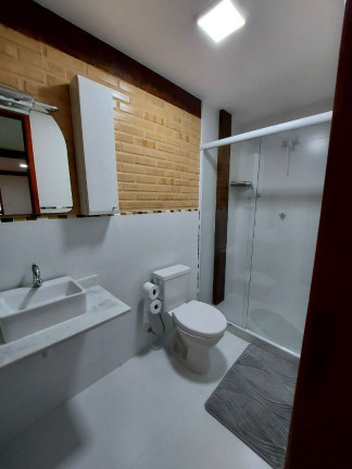 Imagem Casa com 4 Quartos à Venda, 574 m² em Granja Guarani - Teresópolis