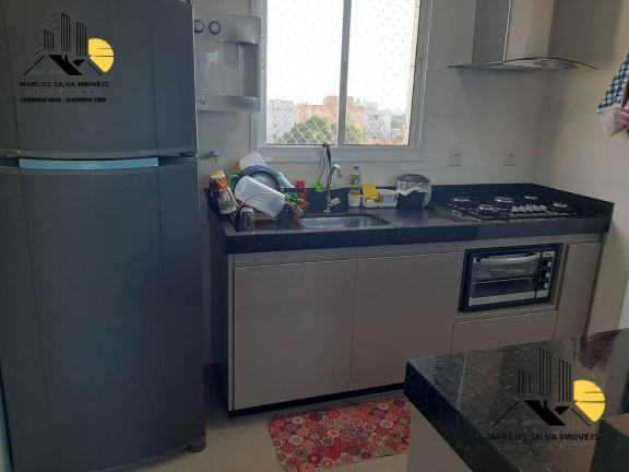 Imagem Apartamento com 3 Quartos à Venda, 83 m² em Santa Mônica - Uberlândia