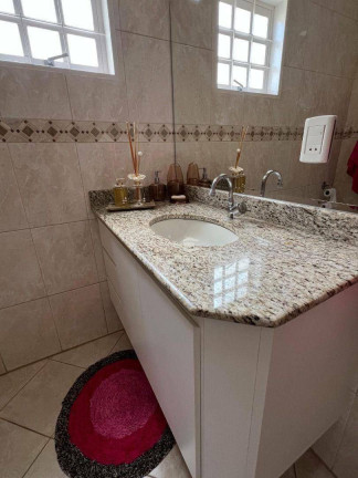 Imagem Sobrado com 4 Quartos à Venda, 220 m² em Parque São Miguel - São José Do Rio Preto