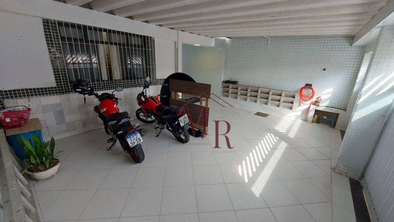 Imagem Sobrado com 3 Quartos à Venda, 183 m² em Mirim - Praia Grande