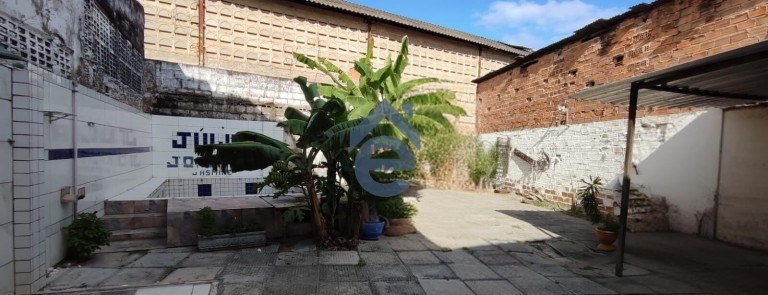 Imagem Casa com 4 Quartos à Venda, em Levada - Maceió Imagem Casa com 4 Quartos à Venda, em Levada - Maceió