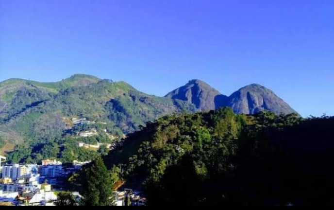 Imagem Casa com 3 Quartos à Venda, 500 m² em Centro - Nova Friburgo