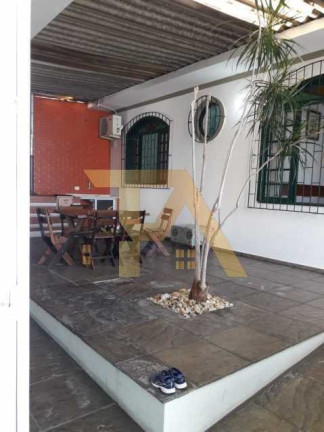 Imagem Imóvel com 2 Quartos à Venda, 184 m² em Jardim Atlântico - Florianópolis