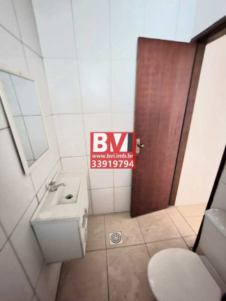 Imagem Casa com 2 Quartos à Venda, 50 m² em Olaria - Rio De Janeiro Imagem Casa com 2 Quartos à Venda, 50 m² em Olaria - Rio De Janeiro