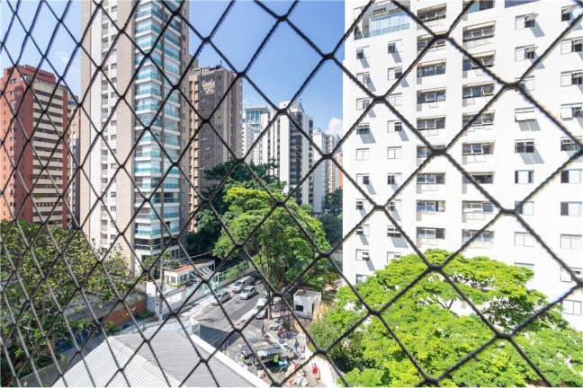Imagem Apartamento com 2 Quartos à Venda, 70 m² em Moema - São Paulo