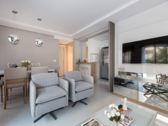 Imagem Imóvel com 3 Quartos à Venda, 211 m² em Menino Deus - Porto Alegre Imagem Imóvel com 3 Quartos à Venda, 211 m² em Menino Deus - Porto Alegre