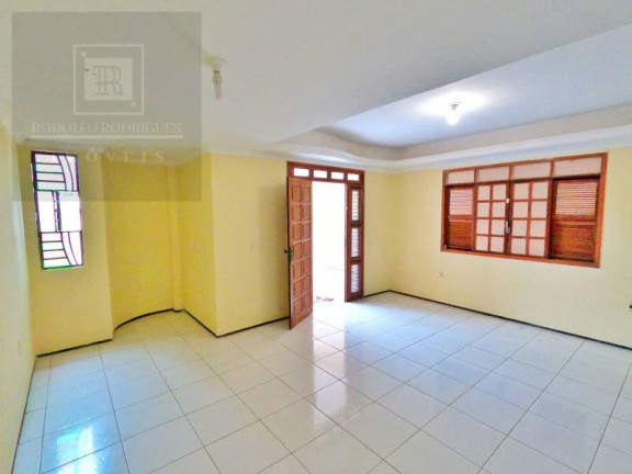 Imagem Casa com 4 Quartos à Venda, 110 m² em Sapiranga - Fortaleza Imagem Casa com 4 Quartos à Venda, 110 m² em Sapiranga - Fortaleza