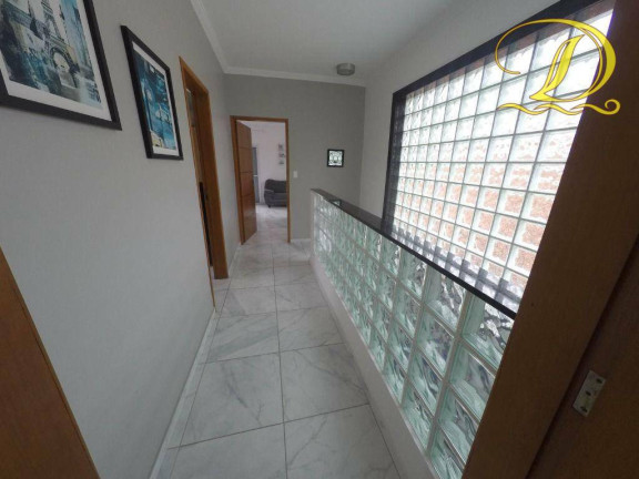Imagem Casa com 4 Quartos à Venda, 202 m² em Maracanã - Praia Grande Imagem Casa com 4 Quartos à Venda, 202 m² em Maracanã - Praia Grande