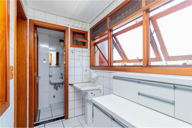 Imagem Apartamento com 3 Quartos à Venda, 129 m² em Menino Deus - Porto Alegre