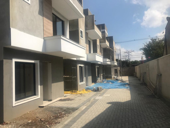 Imagem Casa com 3 Quartos à Venda, 121 m² em Boqueirão - Curitiba