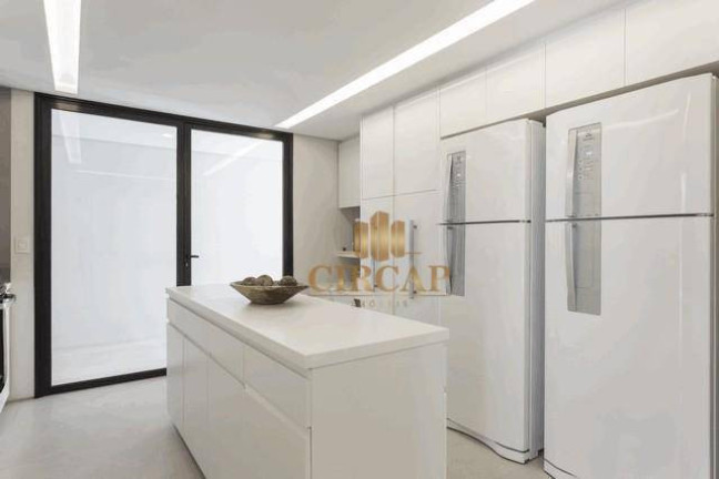 Imagem Casa com 3 Quartos à Venda, 723 m² em Jardim Paulista - São Paulo Imagem Casa com 3 Quartos à Venda, 723 m² em Jardim Paulista - São Paulo