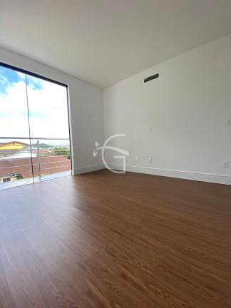 Imagem Casa com 3 Quartos à Venda, 156 m² em Saguaçu - Joinville Imagem Casa com 3 Quartos à Venda, 156 m² em Saguaçu - Joinville