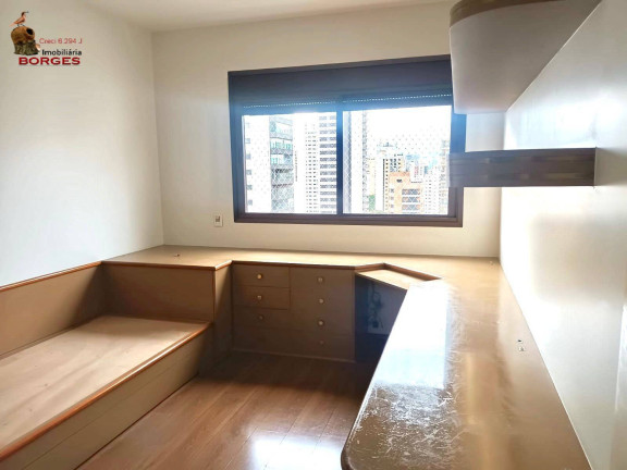 Imagem Apartamento com 3 Quartos à Venda, 170 m² em Moema - São Paulo