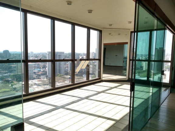 Imóvel com 4 Quartos à Venda, 568 m² em Cambuí - Campinas