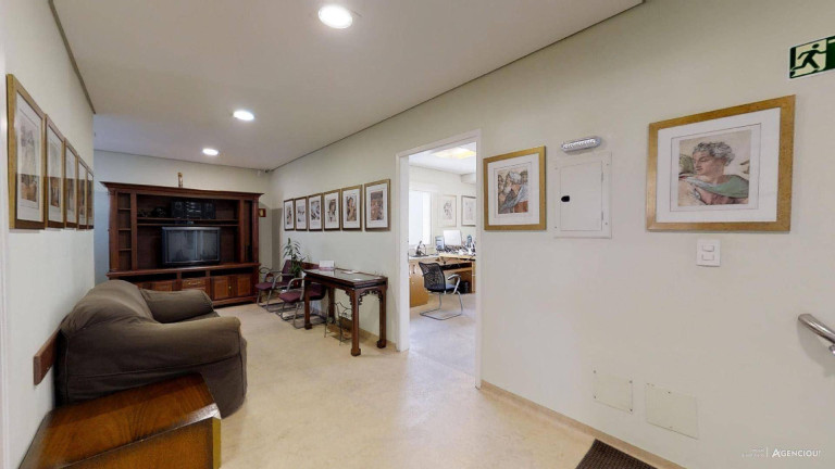 Imagem Casa com 10 Quartos à Venda, 374 m² em Indianópolis - São Paulo